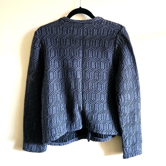 NWOT Loft L 3D knit asymmetrical cardigan, zipper, navy blue black - Picture 4 of 10